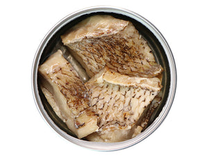 Canpachi 缶詰「天然真鯛の塩焼き」中身