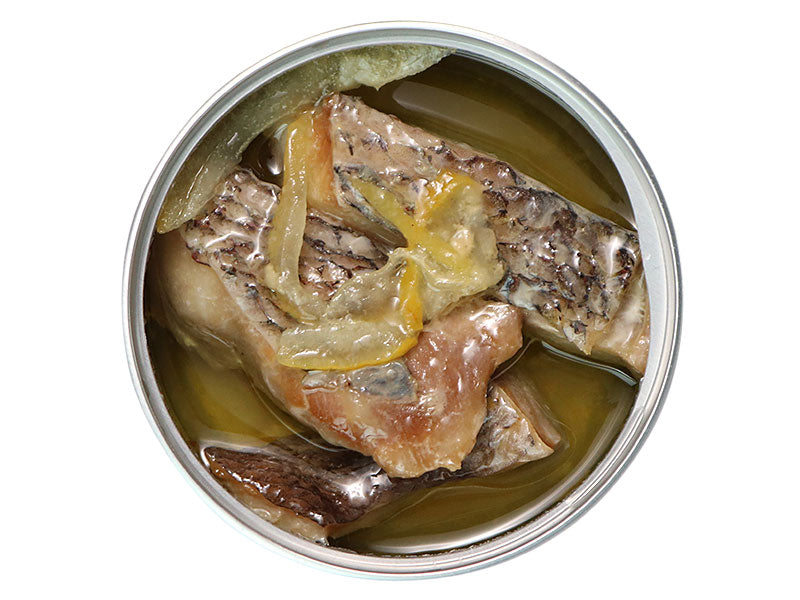 カンパチ 缶詰「天然真鯛のレモンオイル」中身