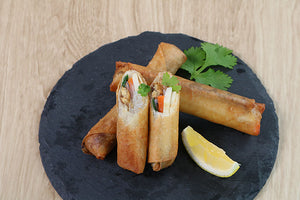 鰯の缶詰 アレンジレシピ「揚げ春巻き」